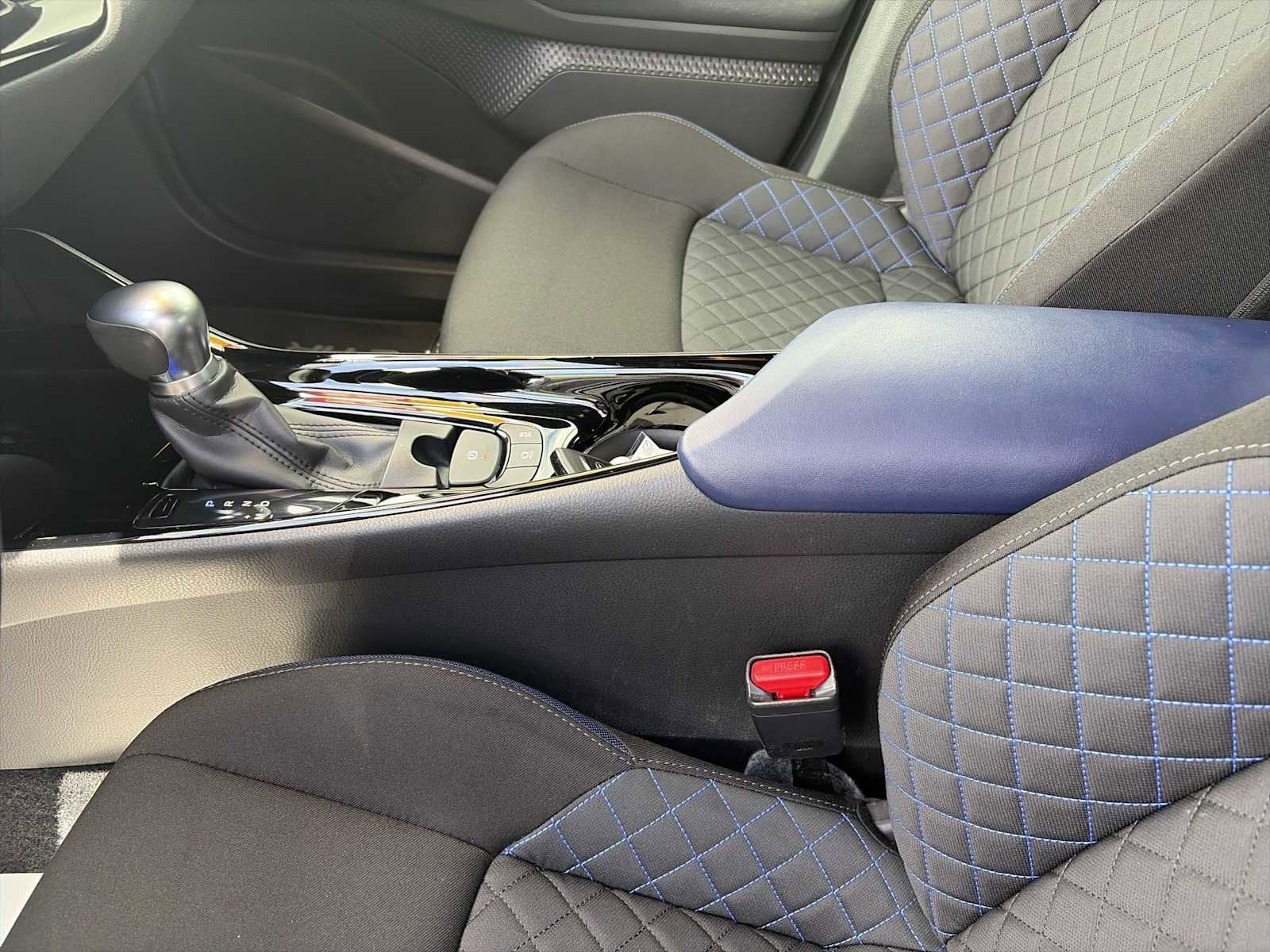 2021 Toyota C-HR LE