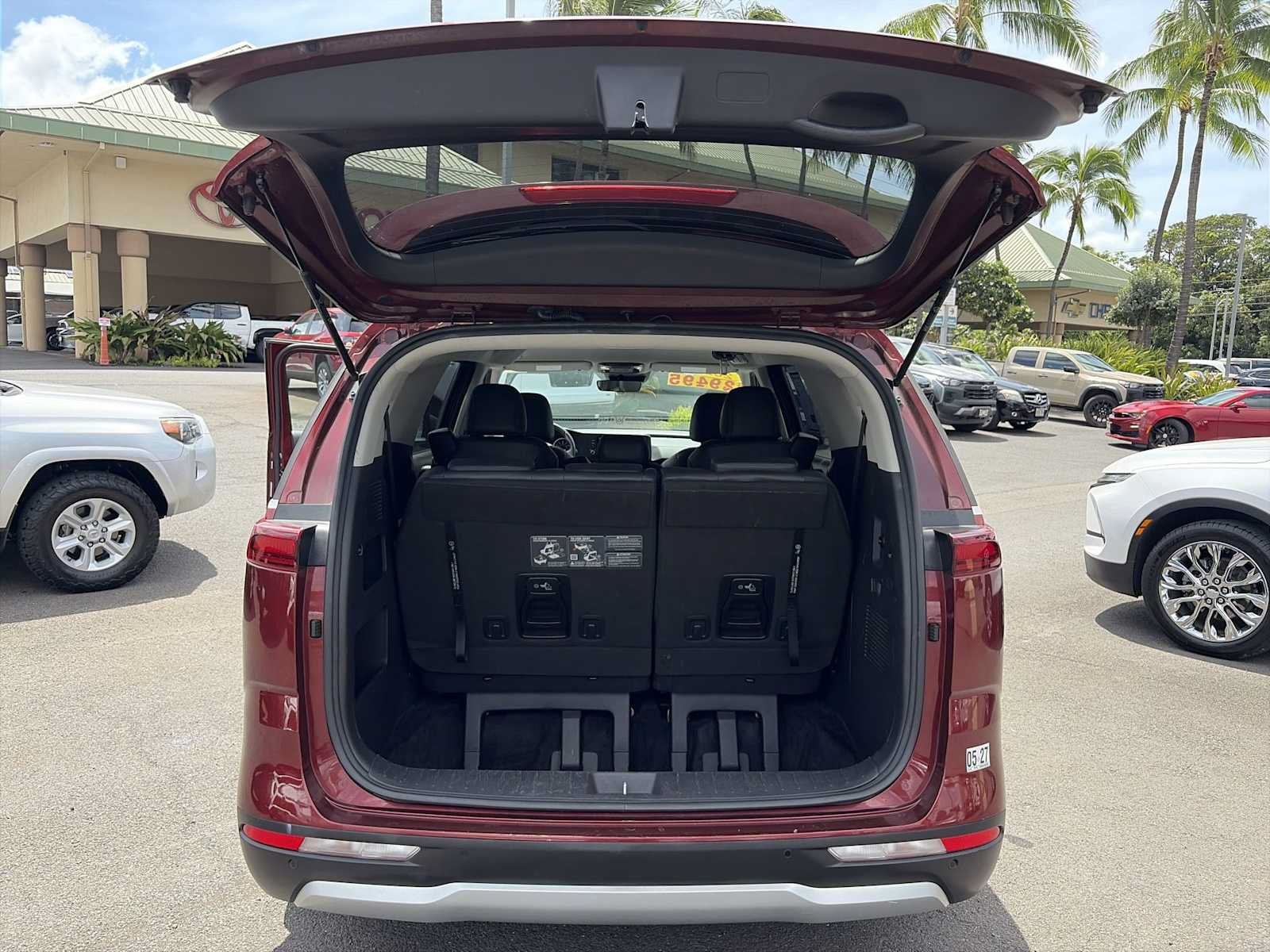 2024 Kia Carnival LX