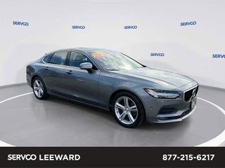 2017 Volvo S90 Momentum