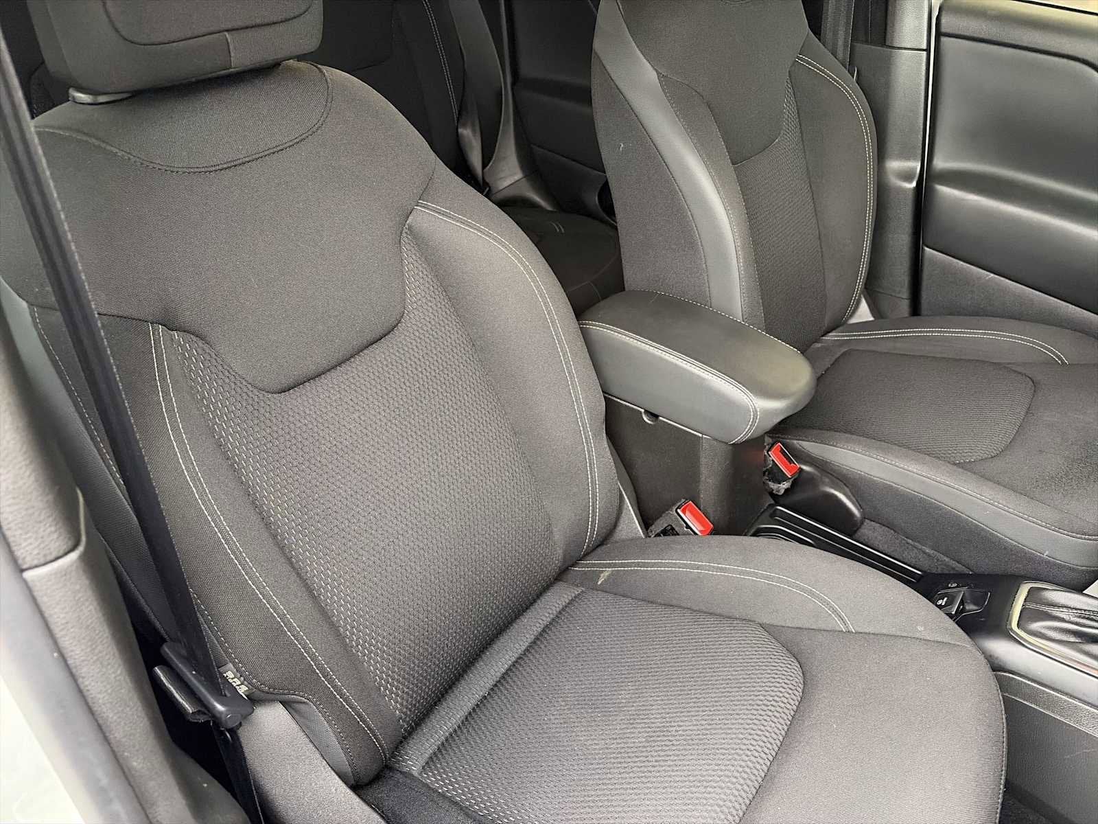 2023 Jeep Renegade Altitude